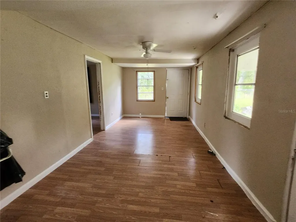 16930 SE 1st Lane Silver Springs FL 34488