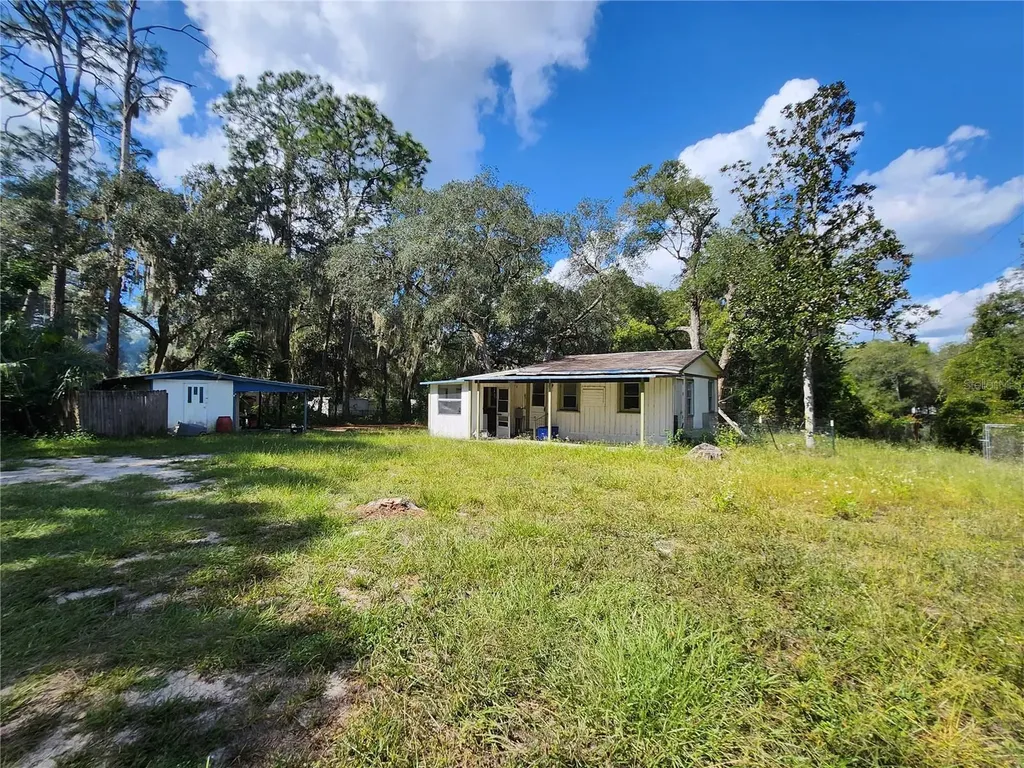 16930 SE 1st Lane Silver Springs FL 34488