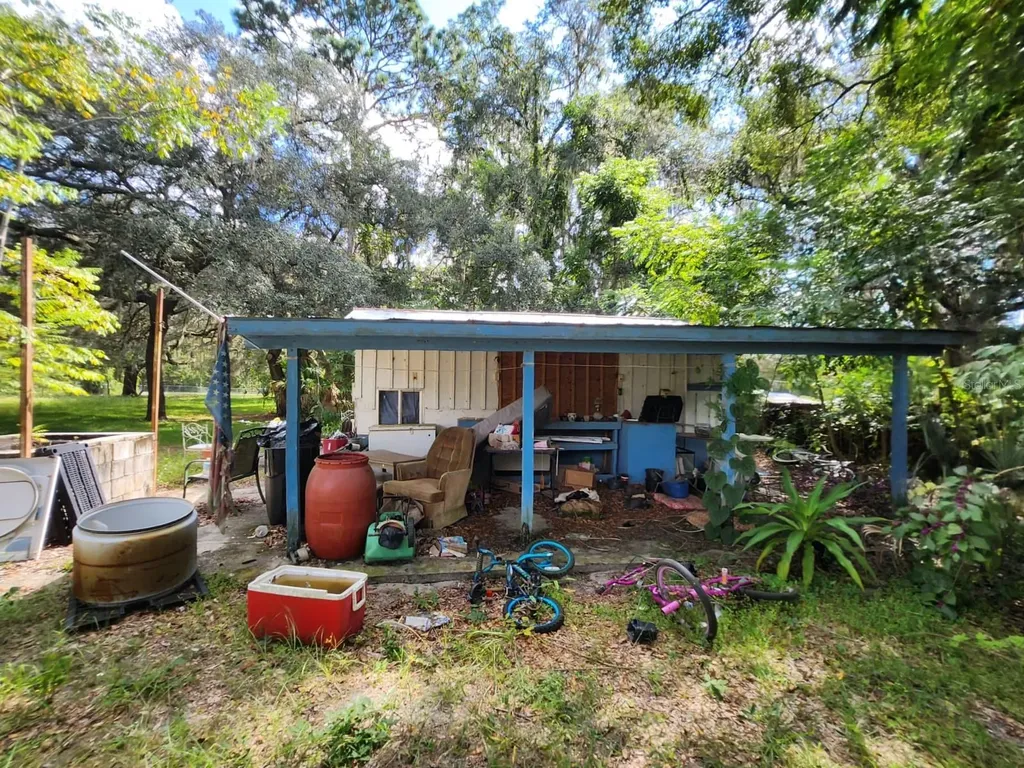 16930 SE 1st Lane Silver Springs FL 34488