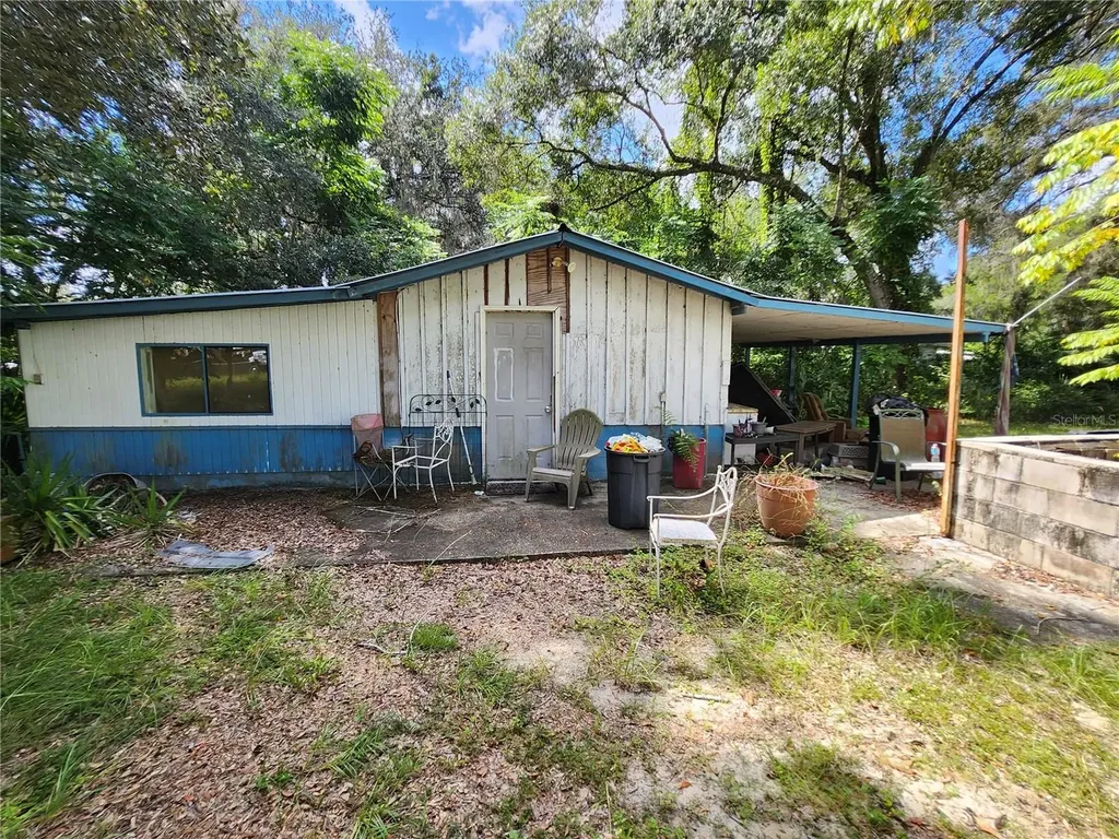 16930 SE 1st Lane Silver Springs FL 34488