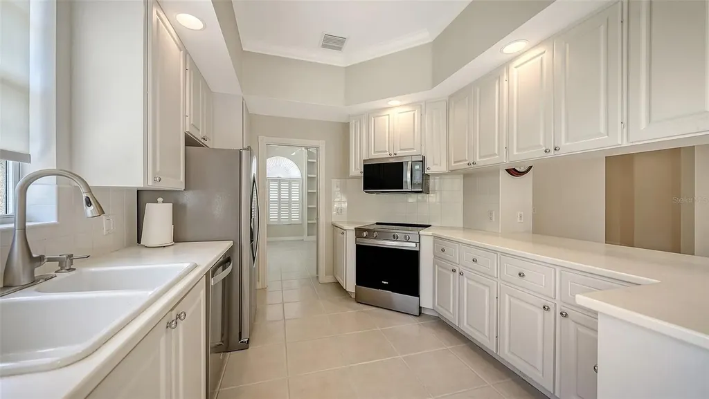 7775 Uliva Way Sarasota FL 34238