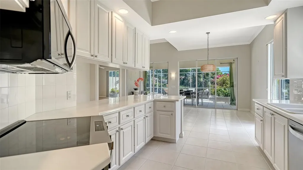 7775 Uliva Way Sarasota FL 34238