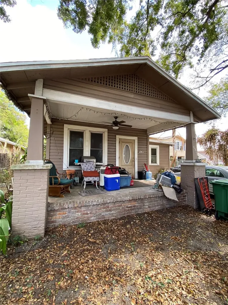 6909 N Navin Avenue Tampa FL 33604