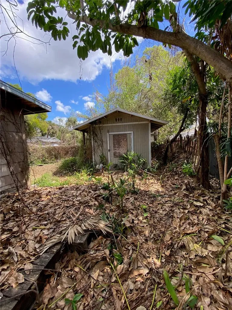 6909 N Navin Avenue Tampa FL 33604