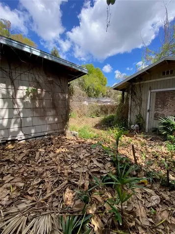 6909 N Navin Avenue Tampa FL 33604