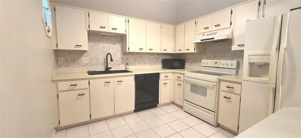 2101 Fox Chase Boulevard Palm Harbor FL 34683