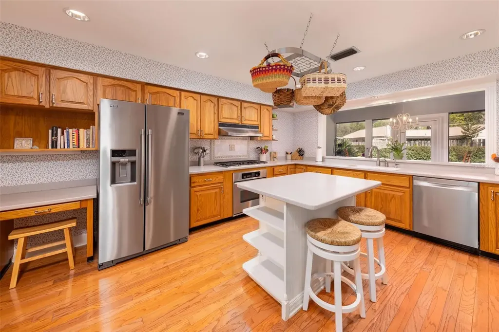 3930 NW 32nd Place Gainesville FL 32606