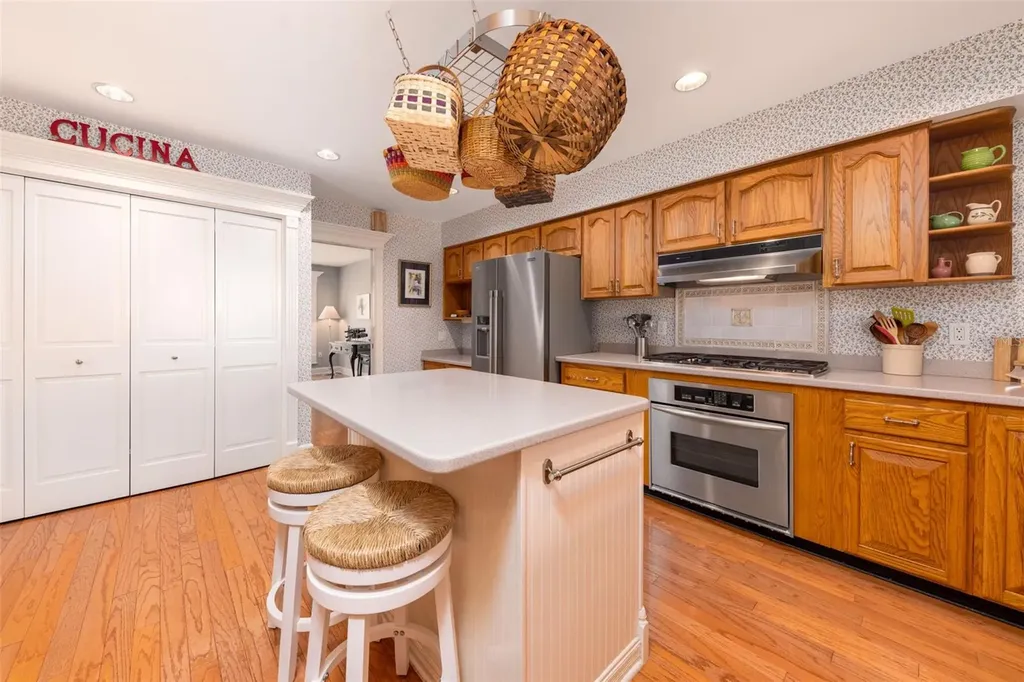 3930 NW 32nd Place Gainesville FL 32606