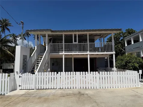 732 Pr-466 Bajuras Isabela PR 00662