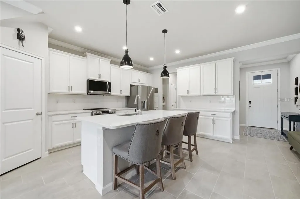 8327 Wildflower Glen Avenue Odessa FL 33556