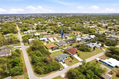 870 Columbia Street Port Charlotte FL 33948