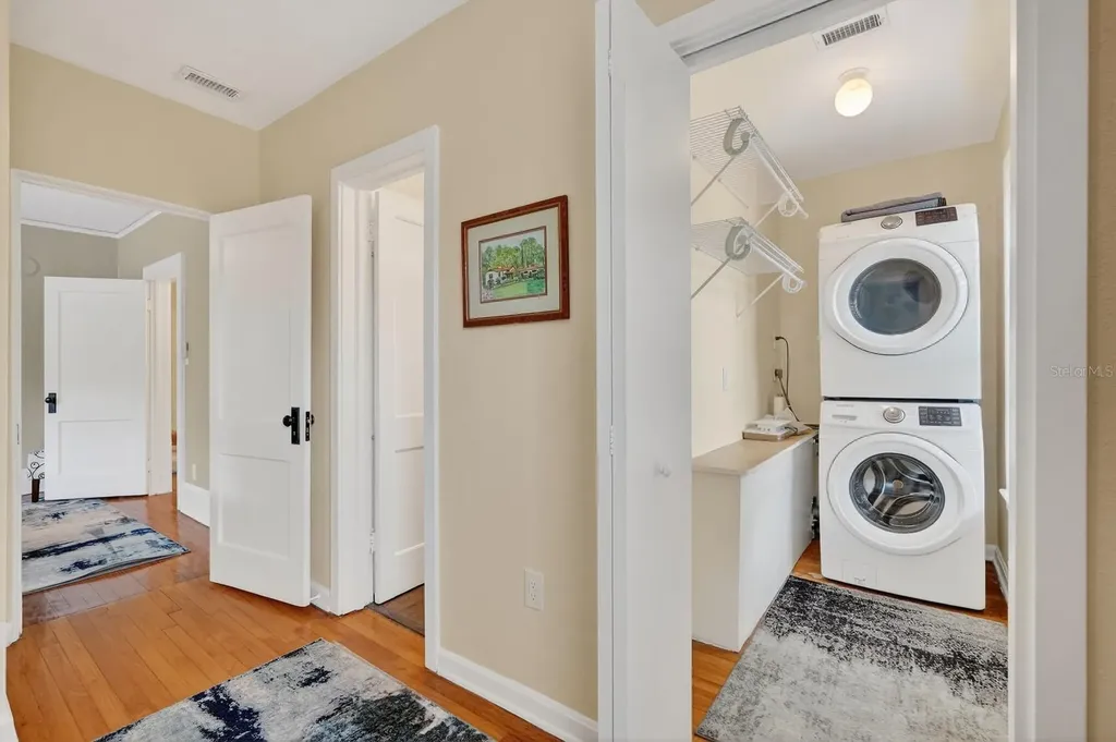 346 E Kaley Street Orlando FL 32806