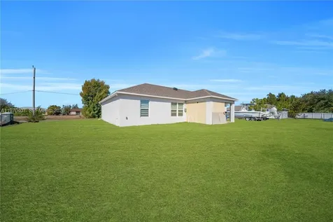 1105 NW 24th Place Cape Coral FL 33993