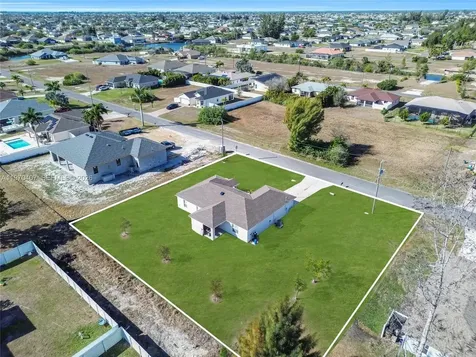 1105 NW 24th Place Cape Coral FL 33993