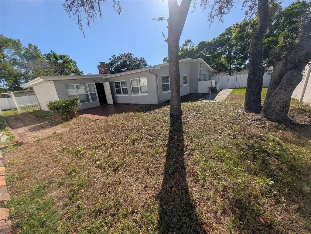 5041 Myrtle Lane Madeira Beach FL 33708
