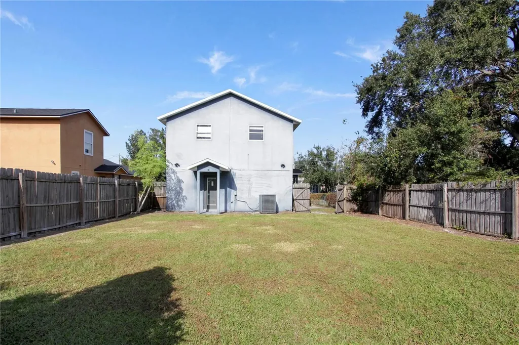 822 Polk Street Orlando FL 32805