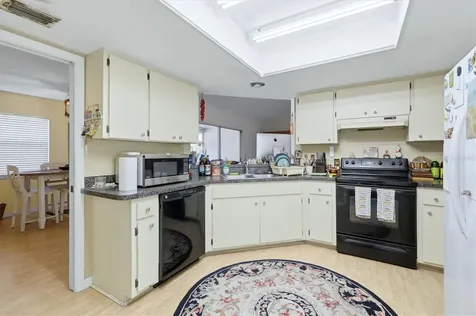4173 Center Pointe Circle Sarasota FL 34233