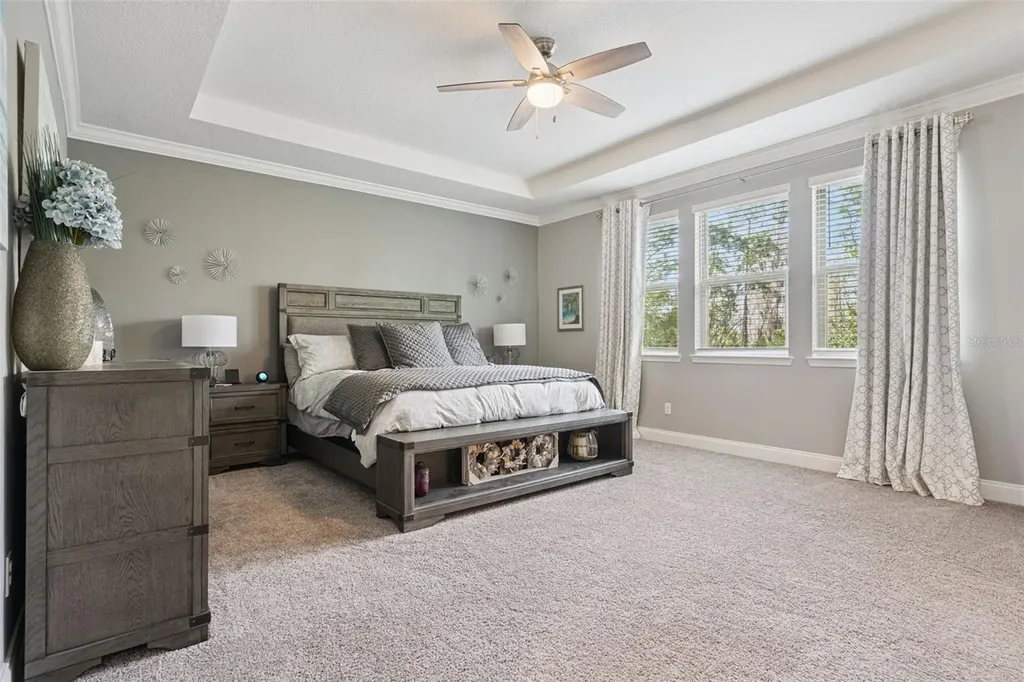 8415 Vivaro Isle Way Windermere FL 34786