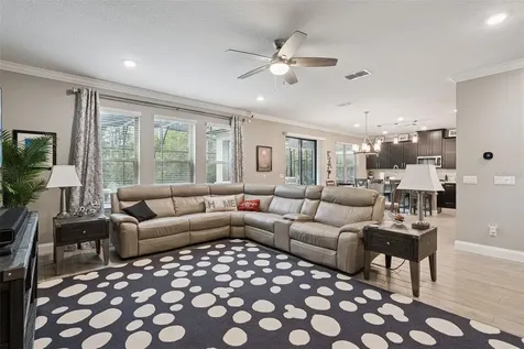 8415 Vivaro Isle Way Windermere FL 34786