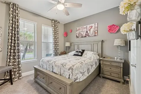 8415 Vivaro Isle Way Windermere FL 34786