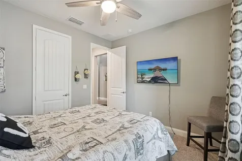 8415 Vivaro Isle Way Windermere FL 34786