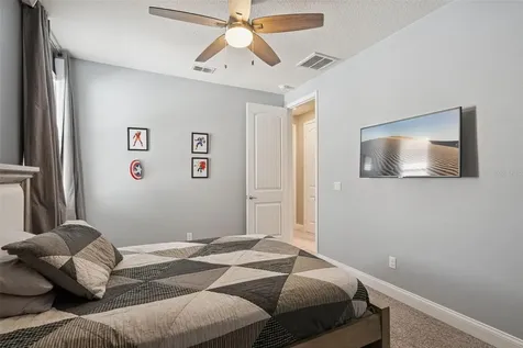 8415 Vivaro Isle Way Windermere FL 34786