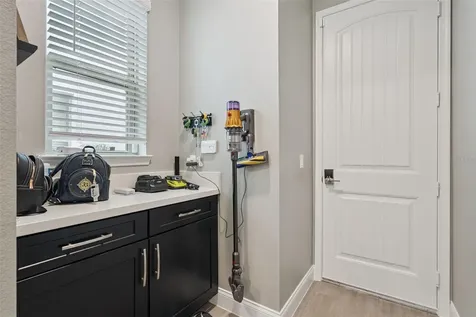 8415 Vivaro Isle Way Windermere FL 34786
