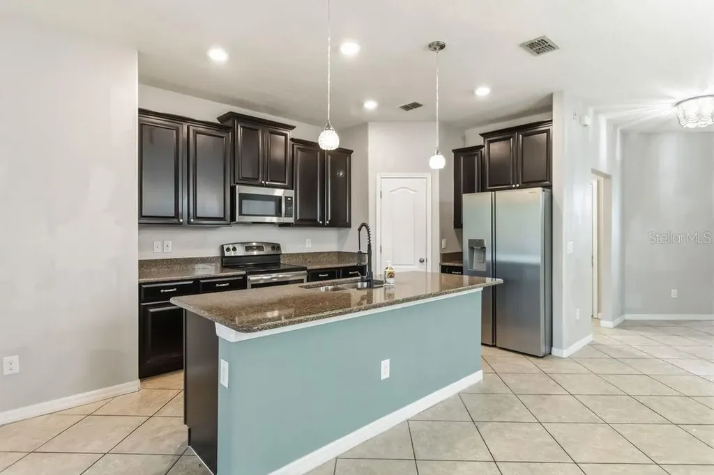 3320 Grande Heron Drive Harmony FL 34773