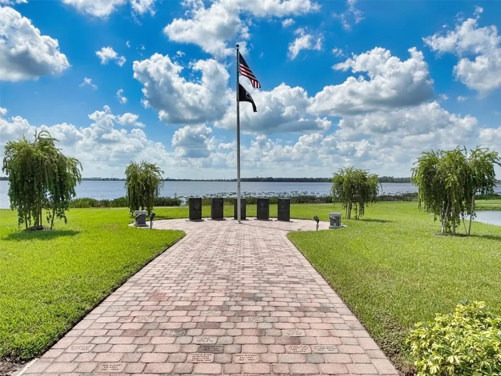 4215 Muirfield Loop Lake Wales FL 33859