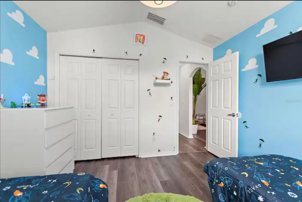 431 Lockbreeze Drive Davenport FL 33897