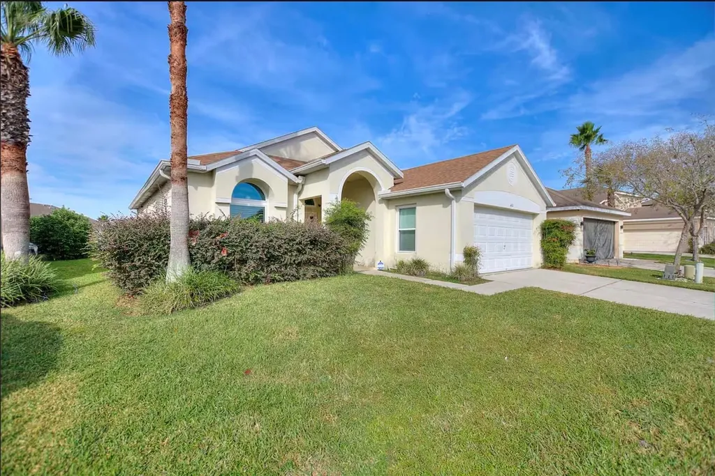 431 Lockbreeze Drive Davenport FL 33897