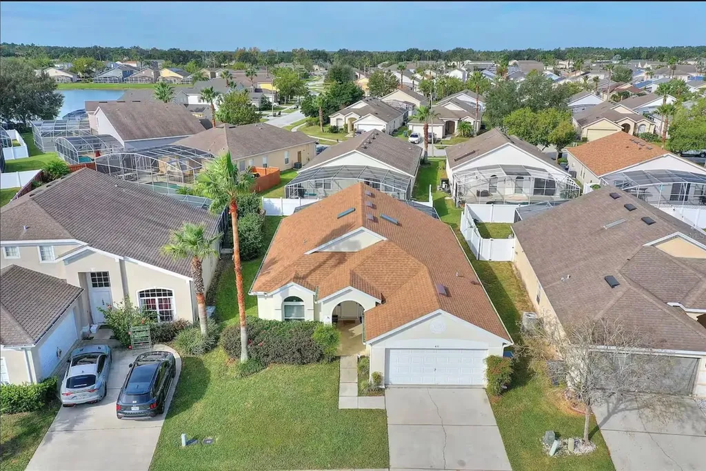 431 Lockbreeze Drive Davenport FL 33897