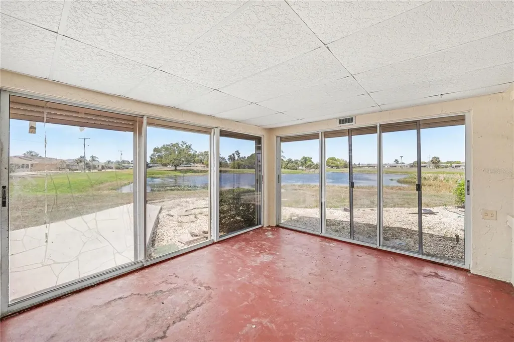 1806 El Rancho Drive Sun City Center FL 33573