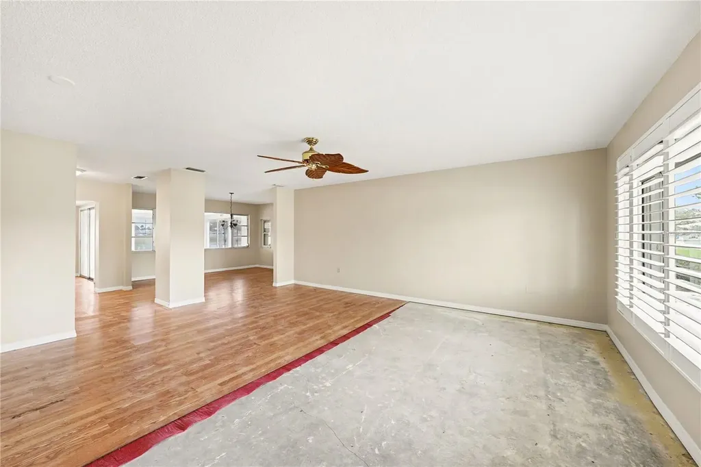 1806 El Rancho Drive Sun City Center FL 33573