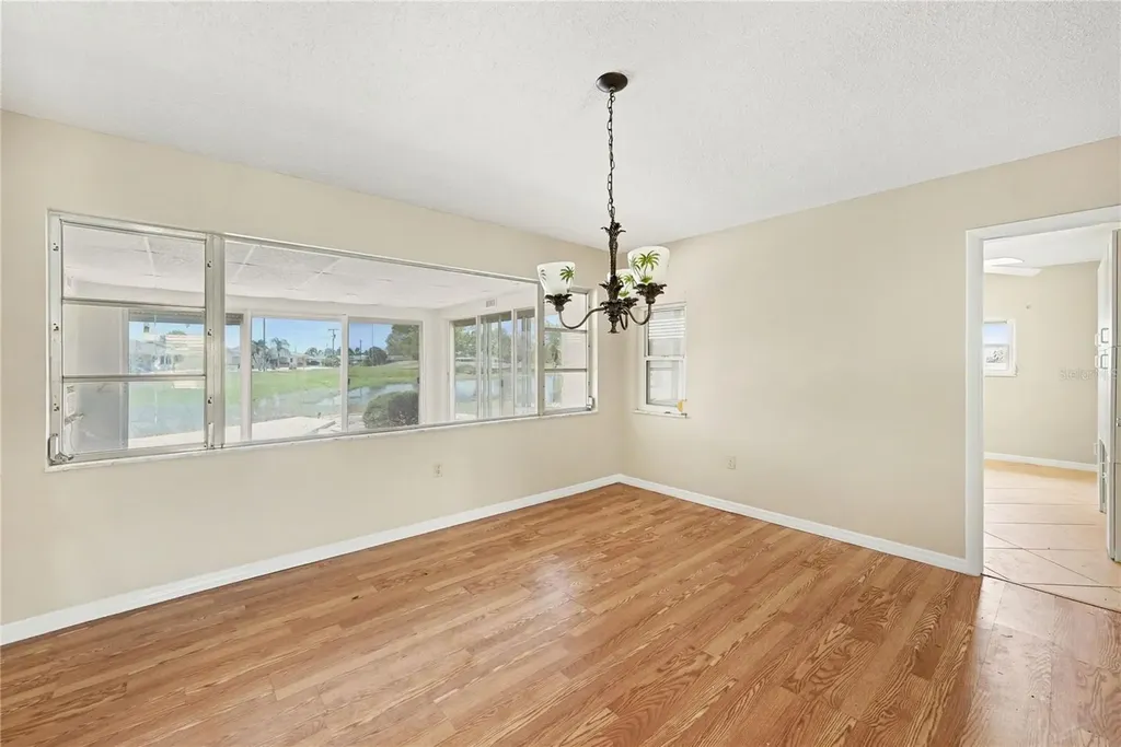 1806 El Rancho Drive Sun City Center FL 33573