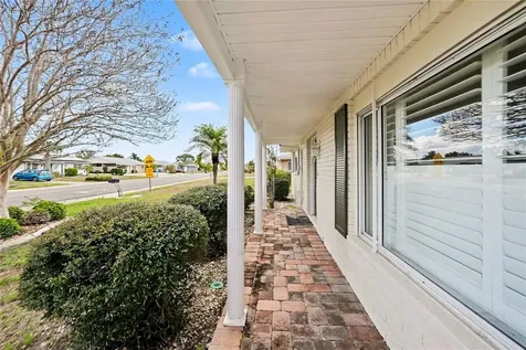 1806 El Rancho Drive Sun City Center FL 33573