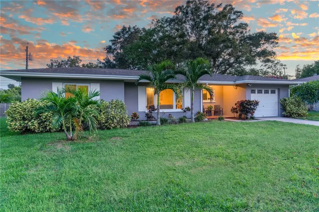 1619 Pinewood Drive Clearwater FL 33756