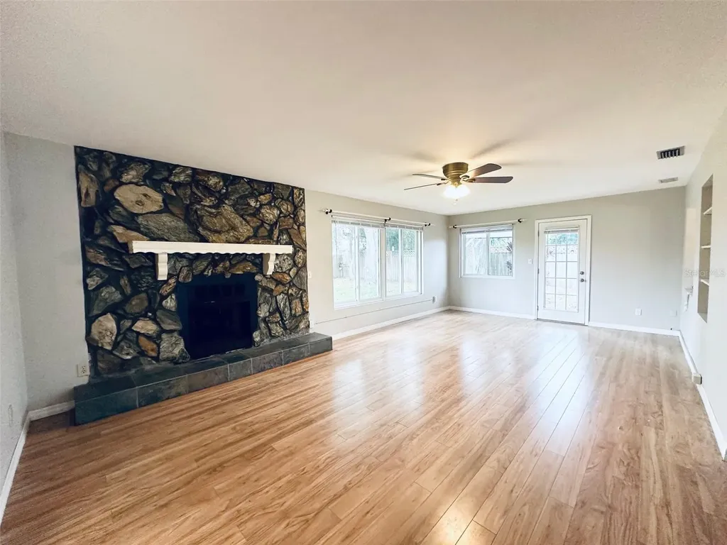 1619 Pinewood Drive Clearwater FL 33756