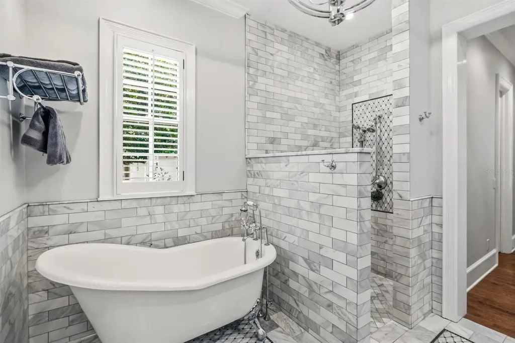 722 Alba Drive Orlando FL 32804