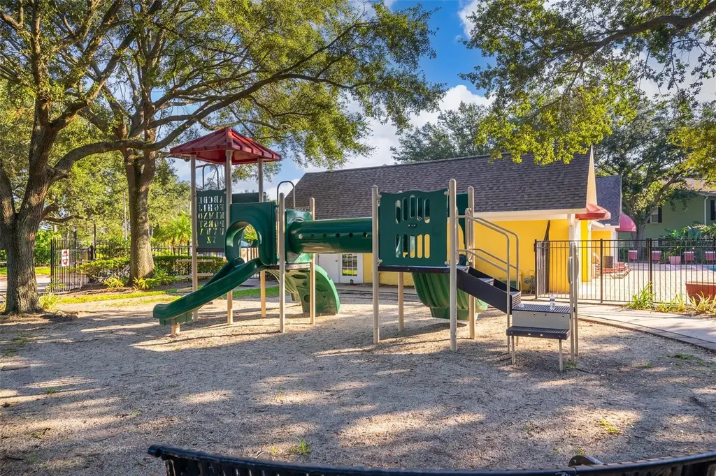 2007 Dixie Belle Drive Orlando FL 32812