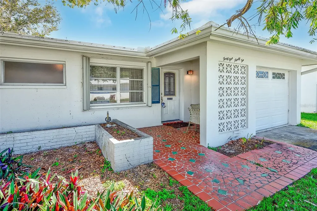4192 96th Avenue N Pinellas Park FL 33782