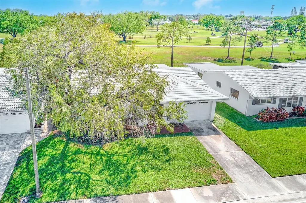 4192 96th Avenue N Pinellas Park FL 33782