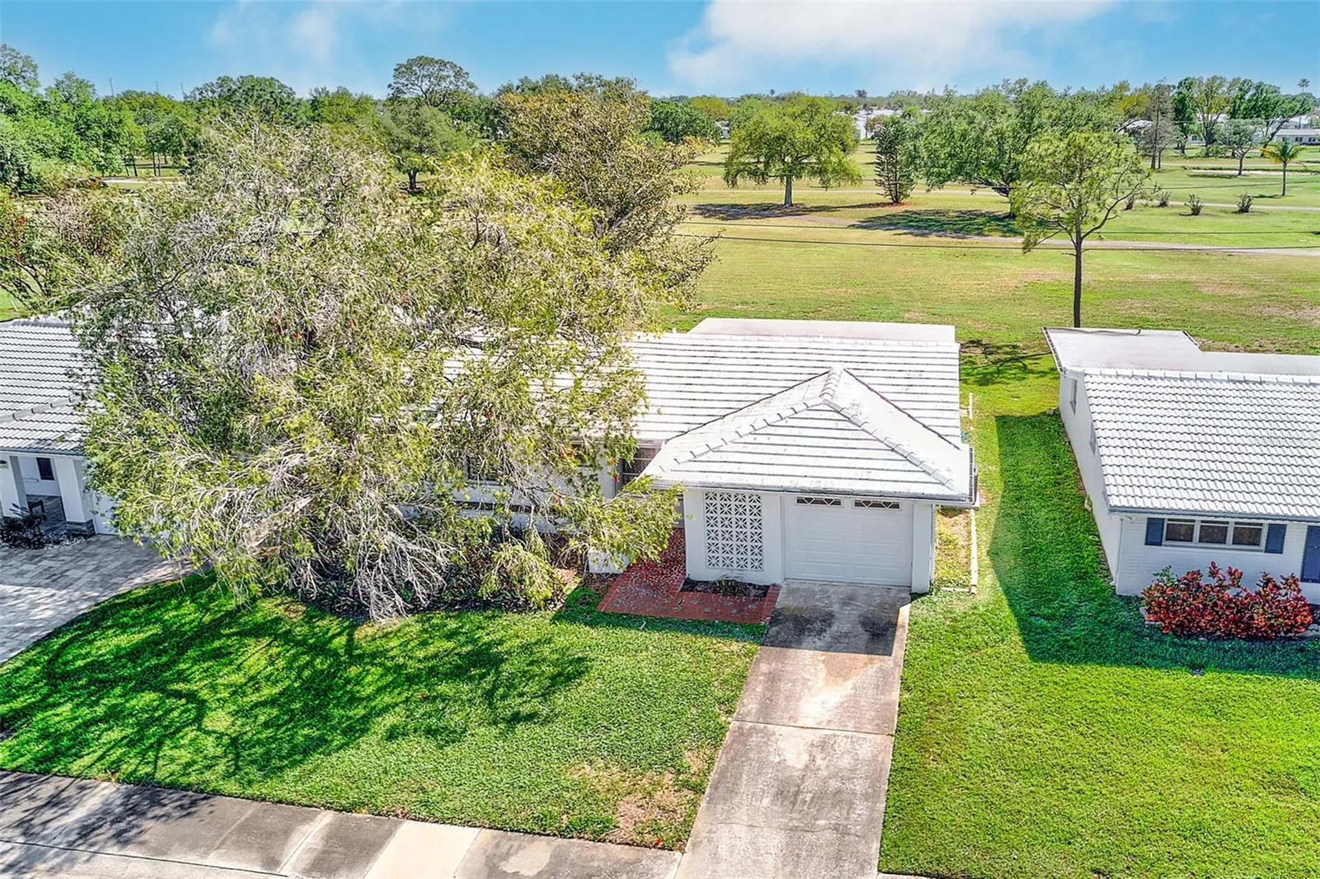 4192 96th Avenue N Pinellas Park FL 33782