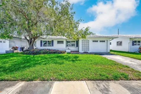 4192 96th Avenue N Pinellas Park FL 33782