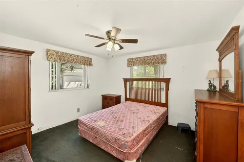 4192 96th Avenue N Pinellas Park FL 33782