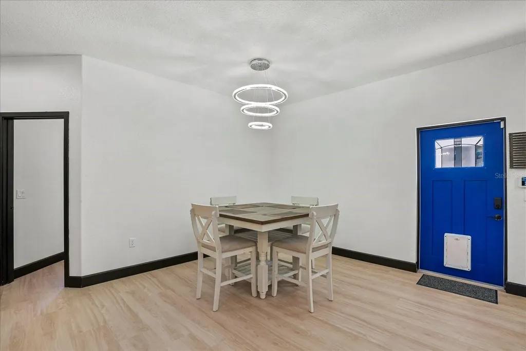1185 S Shade Avenue Sarasota FL 34237