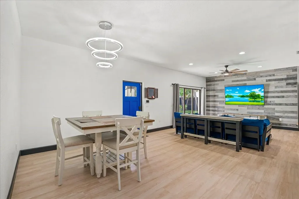 1185 S Shade Avenue Sarasota FL 34237