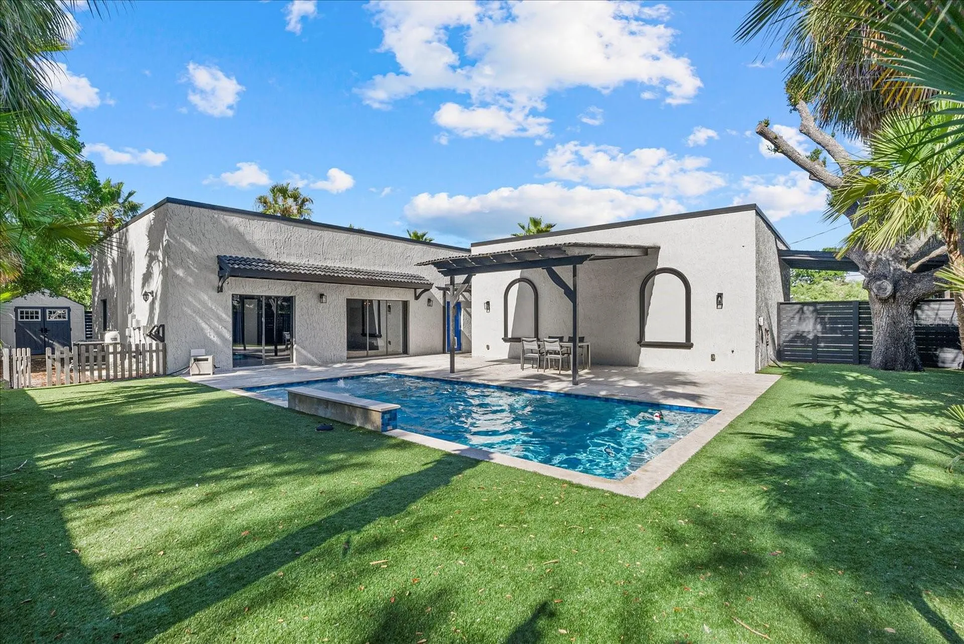 1185 S Shade Avenue Sarasota FL 34237