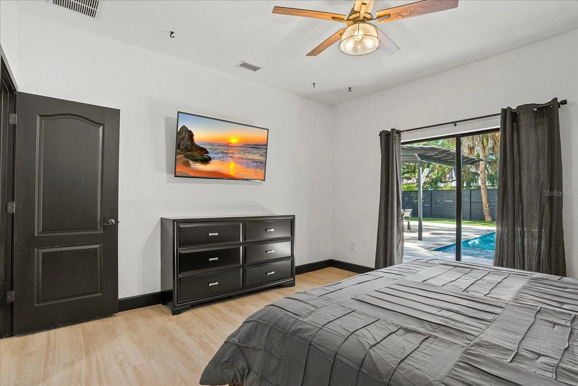 1185 S Shade Avenue Sarasota FL 34237