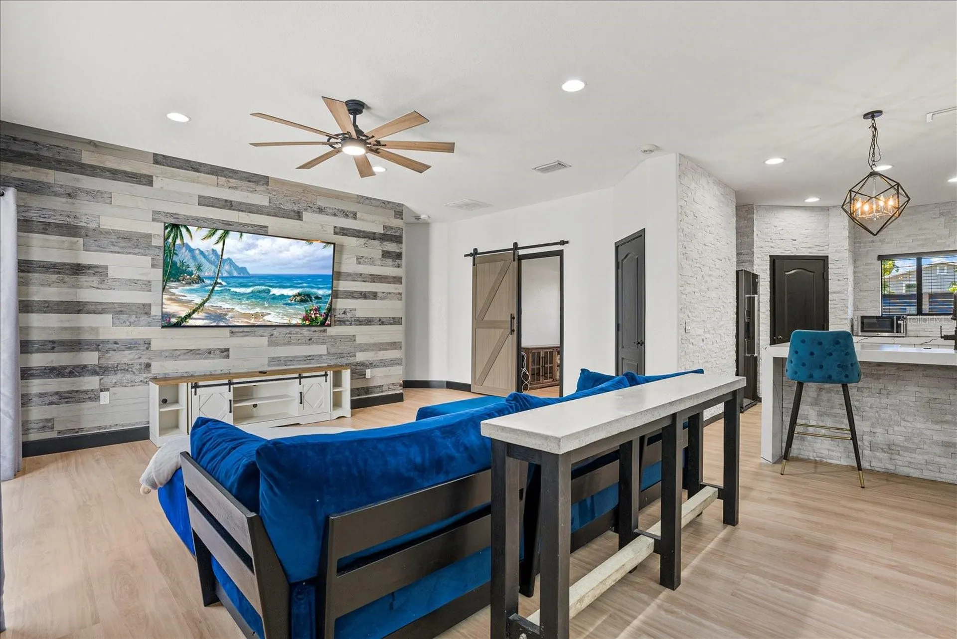 1185 S Shade Avenue Sarasota FL 34237